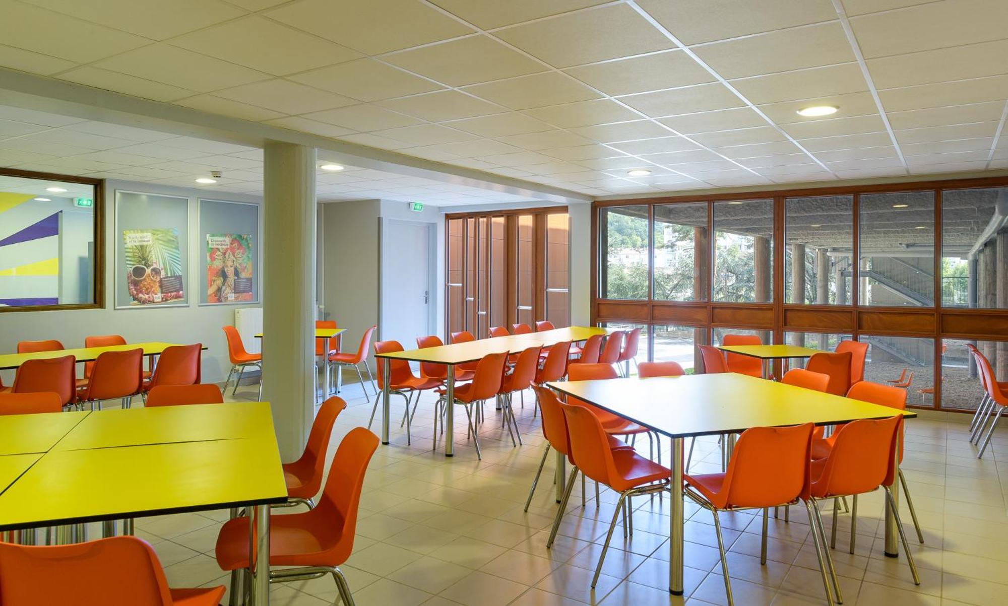 Centre International De Sejour Andre Wogenscky Hostel Saint-Etienne  Bagian luar foto